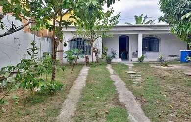 Imagem: A casa possui 2 Dormitórios, 1 Banheiro e 120m² de Área e