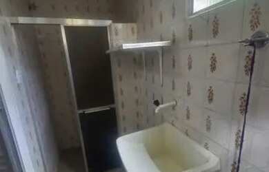 Imagem: A casa possui 1 Dormitório, 1 Banheiro, 40m² de Área e está