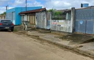 Imagem 3: CASA NO COHAB I. 100m² de Área, 3 Vagas na garageme3 Dormitórios