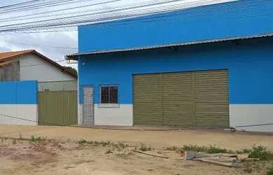 Imagem: O depósito possui 4 Vagas na garagem, 350m² de Área, Imóvel