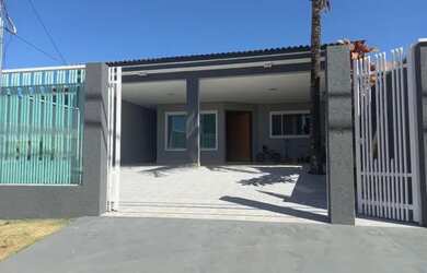 Imagem: A casa em condomínio possui 3 Dormitórios, 3 Banheiros, 4