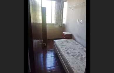 Imagem: O quarto possui Imóvel mobiliado e está localizado em Santa