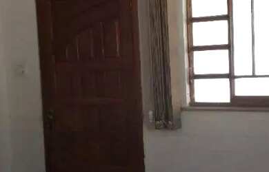 Imagem: A casa à venda possui 2 Dormitórios, 1 Banheiro e 70m² de