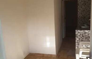 Imagem: A casa possui 1 Dormitório, 1 Banheiro, 35m² de Área e está