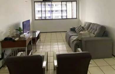 Imagem: O apartamento possui 4 Dormitórios, 3 Banheiros, 2 Vagas na