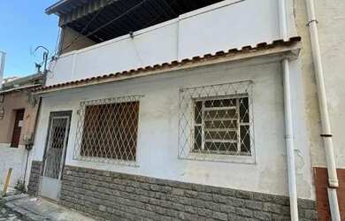 Imagem: Casa a venda no centro de Barra do Pirai