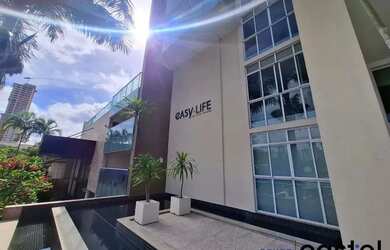 Imagem: O apartamento possui 1 Dormitório, 1 Banheiro, 1 Vaga na garagem