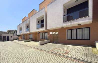 Imagem: A casa em condomínio possui 3 Dormitórios, 4 Banheiros, 2