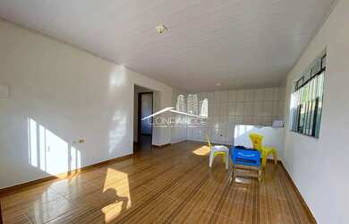 Imagem 2: Casa com 2 Quartos para Alugar em Almirante Tamandaré - PR