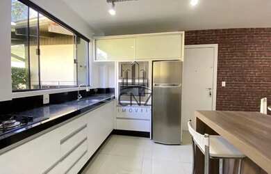 Imagem: O apartamento possui 3 Dormitórios, 3 Banheiros, 2 Vagas na