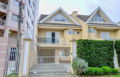 Imagem 7: Sobrado para venda com 183 metros quadrados com 3 quartos em Bacacheri...