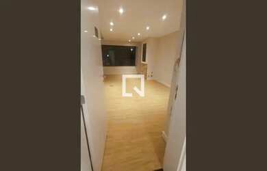 Imagem: O apartamento possui 2 Dormitórios, 1 Banheiro, 55m² de Área