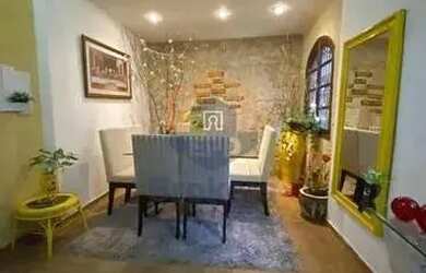 Imagem: A casa possui 4 Dormitórios, 5 Banheiros, 2 Vagas na garagem