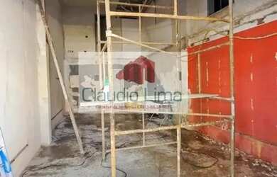 Imagem 4: Loja com pé direito alto na Vasco da Gama!