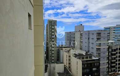 Imagem 2: Apto 2 quartos/1 suíte com vista lateral para o mar , há 50 metros da...