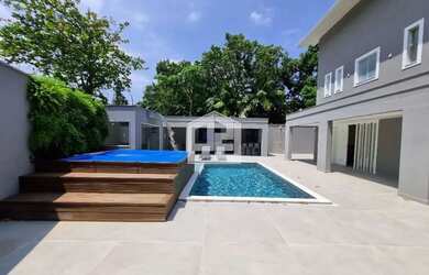 Imagem 3: Casa triplex 6 suítes à venda condomínio Santa Marina em Barra da Tijuca...