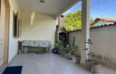 Imagem: A casa possui 2 Dormitórios, 1 Banheiro, 120m² de Área e