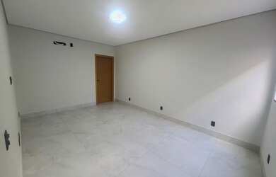 Imagem 6: Casa alto padrão Qr 604. Churrasqueira, Varanda, 120m² de Áreae3 Vagas...