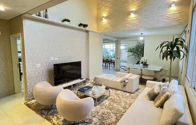 Imagem: A casa em condomínio possui 3 Dormitórios, 5 Banheiros, 4