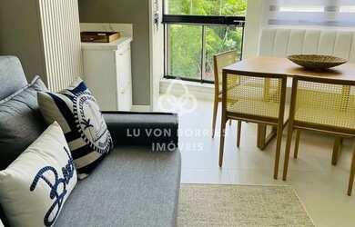 Imagem: O apartamento possui 1 Dormitório, 1 Banheiro, 1 Vaga na garagem