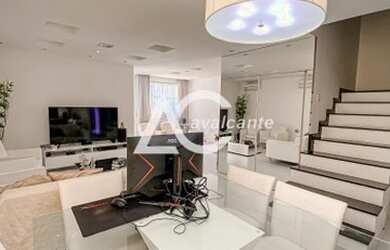 Imagem: A casa em condomínio possui 3 Dormitórios, 5 Banheiros, 3