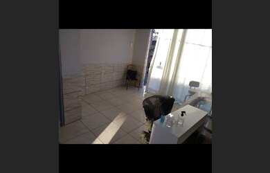 Imagem: O depósito possui 1 Vaga na garagem e está localizado em