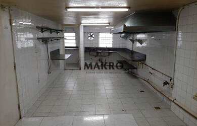 Imagem: O depósito possui 100m² de Área e está localizado em Santo