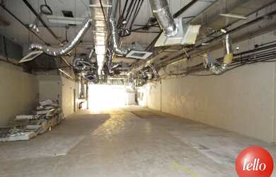 Imagem: O depósito possui 612m² de Área e está localizado em Vila