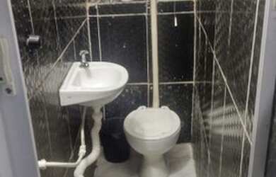 Imagem: A casa possui 1 Dormitório, 1 Banheiro e está localizado