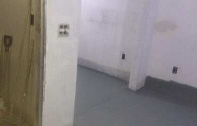 Imagem: A casa possui 1 Dormitório, 1 Banheiro, 150m² de Área e