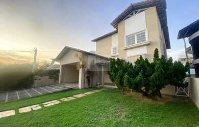 Imagem: A casa em condomínio possui 3 Dormitórios, 2 Banheiros, 4