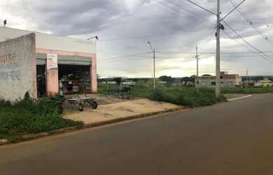 Imagem: O terreno possui 401-0m² de Área e está localizado em Terrabela