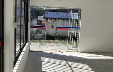 Imagem 1: ** Alugo prédios comerciais na Av. ACM **