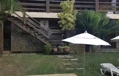 Imagem: A casa em condomínio possui 4 Dormitórios, 5 Banheiros, 2