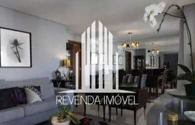 Imagem: O apartamento possui 4 Dormitórios, 5 Banheiros, 4 Vagas na