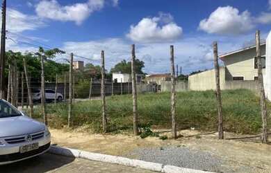 Imagem: O terreno possui 450m² de Área e está localizado em Jardim