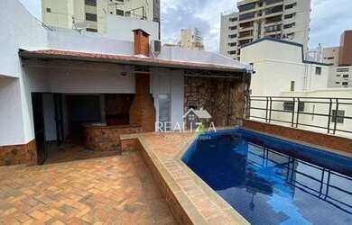 Imagem: O apartamento na cobertura possui 4 Dormitórios, 3 Banheiros