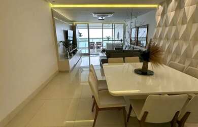 Imagem: Imóvel para venda tem 250 metros quadrados com 4 quartos em