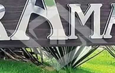 Imagem: A casa possui 4 Dormitórios, 4 Banheiros, 4 Vagas na garagem