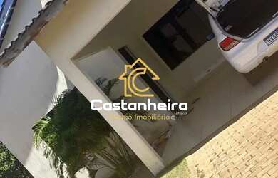 Imagem: A casa possui 2 Dormitórios, 2 Banheiros, 4 Vagas na garagem