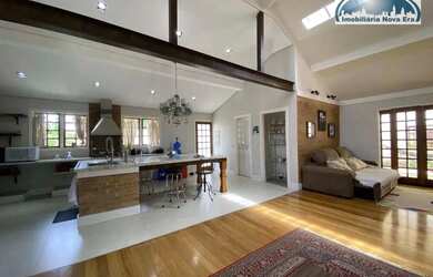 Imagem: A casa em condomínio possui 3 Dormitórios, 3 Banheiros, 5