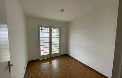 Imagem 8: casa jundiaí. Área de serviço, 195m² de Área, 2 Vagas na garageme4...