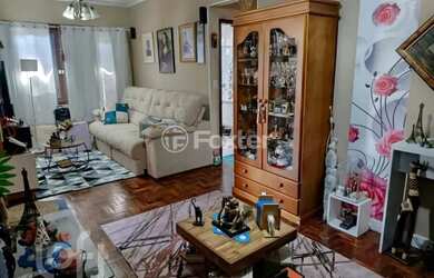 Imagem: O apartamento possui 1 Dormitório, 1 Banheiro, 1 Vaga na garagem