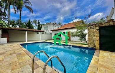 Imagem: A casa em condomínio possui 4 Dormitórios, 3 Banheiros, 5