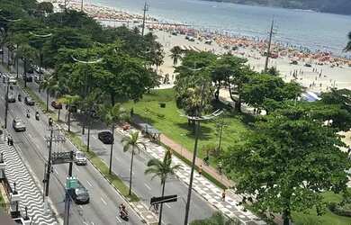 Imagem: O apartamento possui 3 Dormitórios, 1 Banheiro, 1 Vaga na garagem