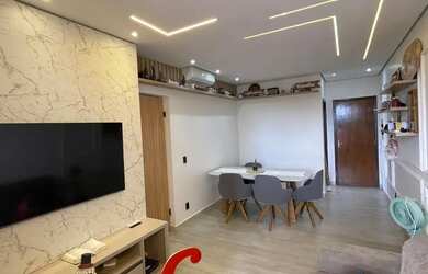 Imagem: O apartamento possui 3 Dormitórios, 2 Banheiros, 2 Vagas na