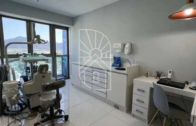 Imagem: O depósito possui 1 Vaga na garagem, 28m² de Área e está