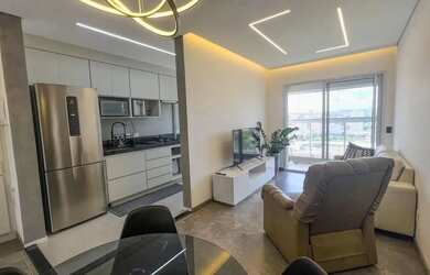 Imagem: O apartamento possui 2 Dormitórios, 2 Banheiros, 1 Vaga na