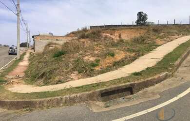 Imagem: O terreno possui 300m² de Área e Imóvel novo e está localizado