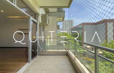 Imagem: O apartamento possui 4 Dormitórios, 4 Banheiros, 2 Vagas na